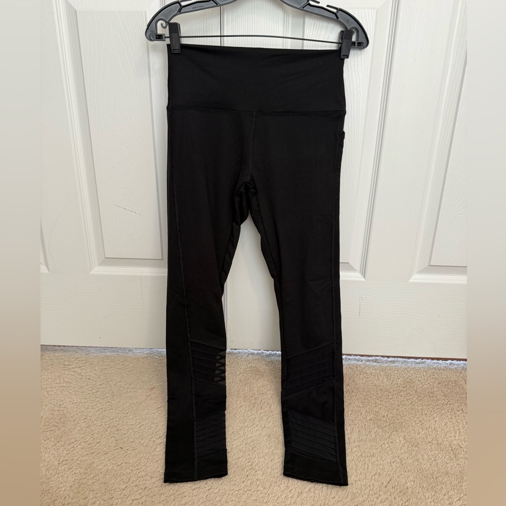 PINK Victoria's Secret Ultimate Legging